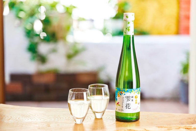 「雫花」シリーズ第二弾商品！日本酒「白鶴 雫花 純米500ml」が新発売