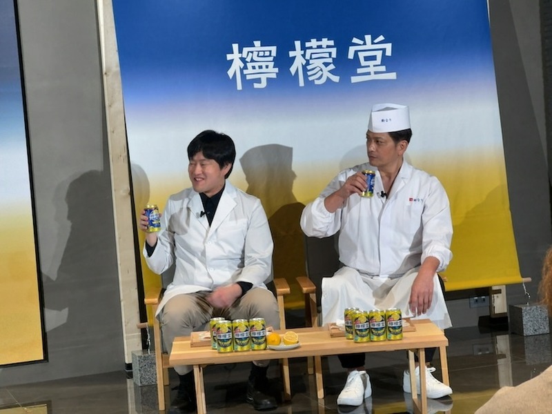 【初代＆二代目「檸檬堂」を飲んで比較】“熱したレモン”が隠し味！？フルリニューアルした「新・二代目檸檬堂」新発売