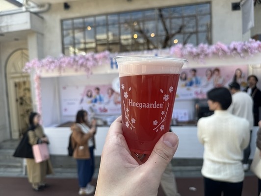 【“花見の聖地”で最高のビールが楽しめる！？】「ヒューガルデン とっておきの桜体験」キャンペーンの様子をレポート 画像