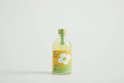 【日本酒好き大注目】ぷくぷく醸造×LIBROM×UAがコラボしたクラフトサケ「ホップとミカンとミント」発売 画像